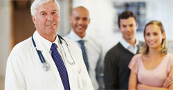 Do Expert Medical witnesses require a license to practice, even if they are retired from clinical practice?