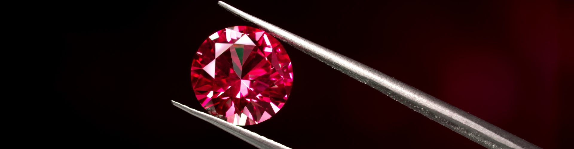 A Day in the Life of a Jewellery and Gemstone Expert Witness